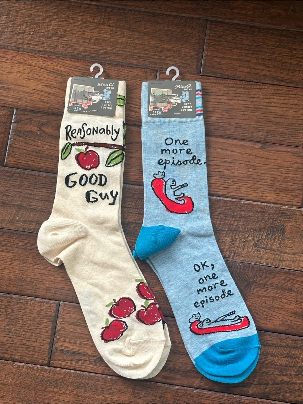 Blue Q Beige Apple & Light Blue 'One More Episode' Novelty Crew Socks